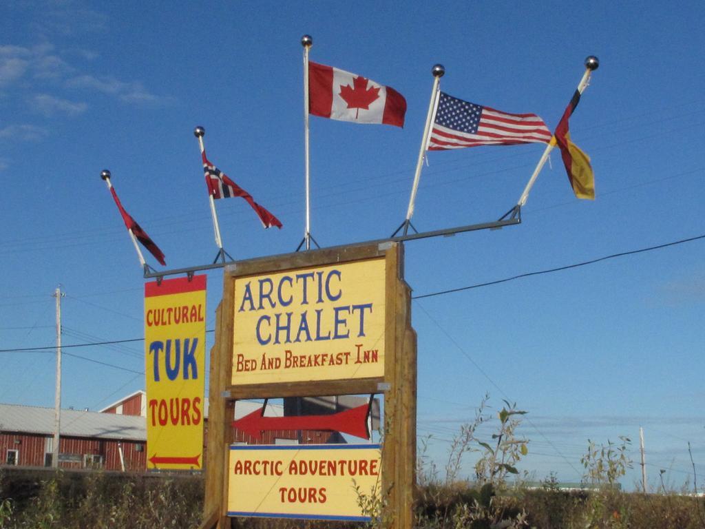 Arctic Chalet Resort Inuvik Exterior foto