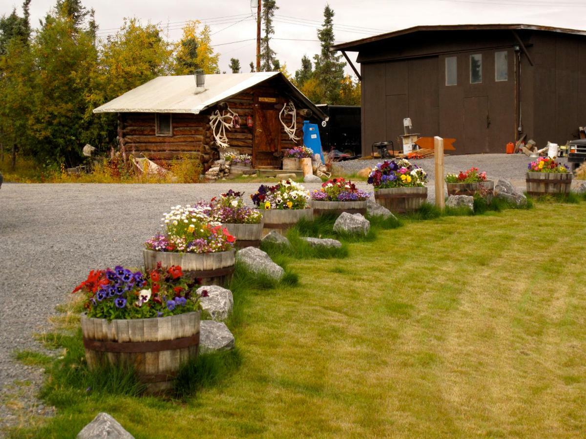 Arctic Chalet Resort Inuvik Exterior foto